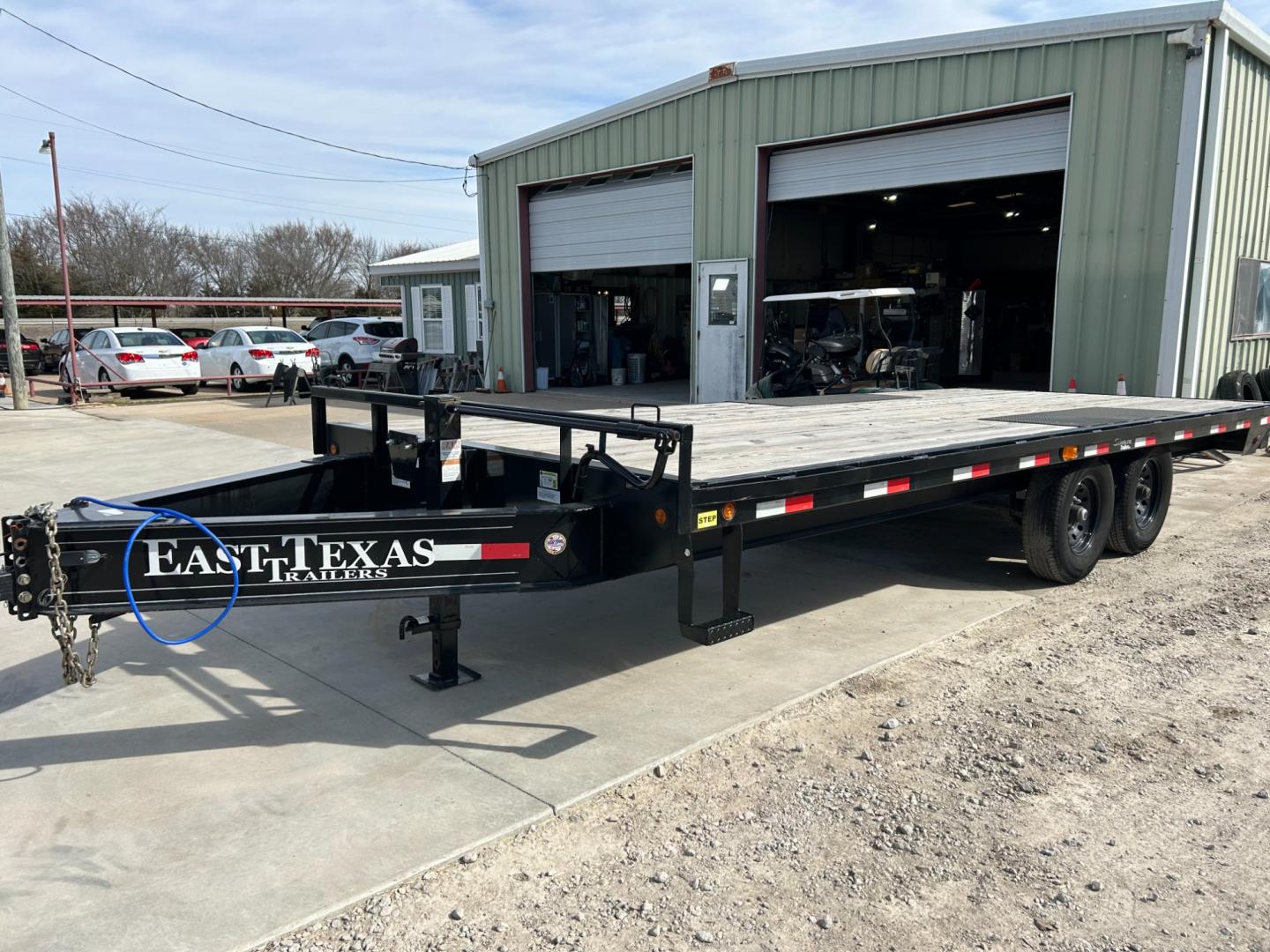 2022 BLACK EAST TEXAS TRAILER FLATBED (58SBF2021NE) , located at 17760 Hwy 62, Morris, OK, 74445, 35.609104, -95.877060 - 2022 EAST TEXAS TRAILER IS 20X8 FT. INCLUDES RAMPS DUAL AXLE GVWR 14,000 LB TITLE IN HAND $6,900 CALL RUSS OR JONA AT 918-733-4887 - Photo#5